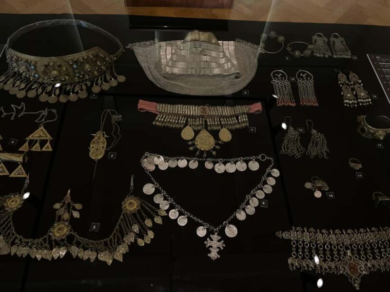 Tbilisi: Georgian National Museum Guided Tour - Ancient Gold Jewelry, Coins, and Weapons from Civilizations Past
