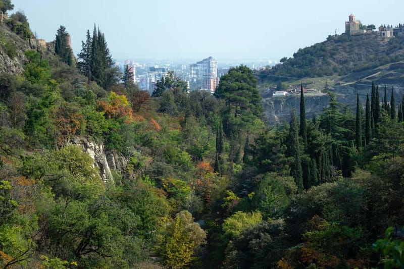 Tbilisi: Guided Walking Tour, Must See & Taste (All-Incl.) - Unique Landmarks and Artistic Spots