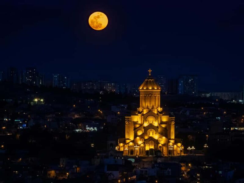 Tbilisi: Holy Trinity Cathedral Express Guided Tour - Key Points