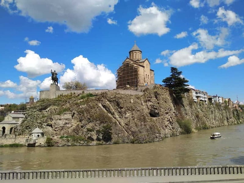 Tbilisi, Jvari and Mtskheta Day Trip - Driving to Tbilisi: Transitioning from Ancient to Modern