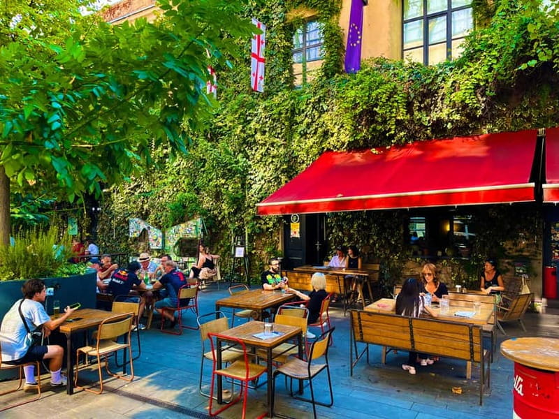 Tbilisi: Left Bank Alternative Street Food Tour with Drinks - Key Points