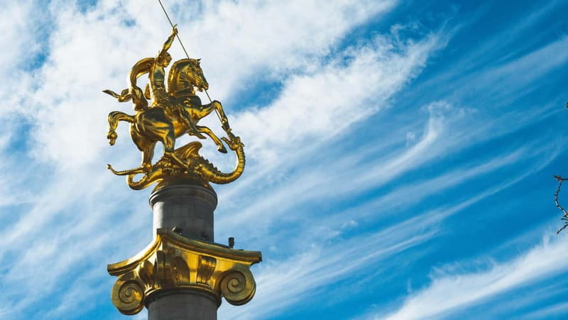 Tbilisi: Local Sweets Tour w/ Mtatsminda Park Cable Car Ride - The Park’s Lively Atmosphere and Scenic Views