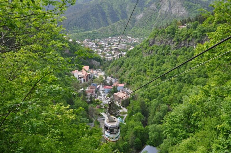 Tbilisi: Mtskheta & Borjomi Private Day Trip - Jvari Monastery: A Panoramic Spiritual Landmark