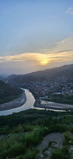 Tbilisi & Mtskheta: Full-Day Private Tour - Visiting the Georgian Stonehenge: The Chronicle of Georgia