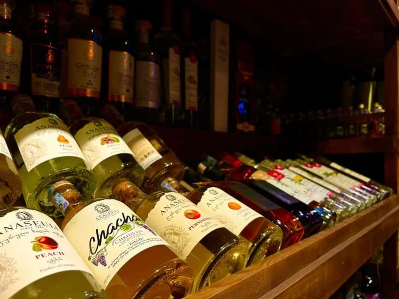 Tbilisi: Old & New City Guided Tour with 15 Tastings & Wine - The Role of the Guides in Creating a Memorable Experience