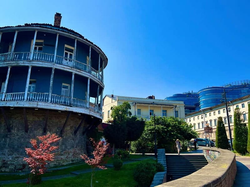 Tbilisi: Old & New City Guided Tour with 15 Tastings & Wine - Practical Aspects and Logistics of the Tour