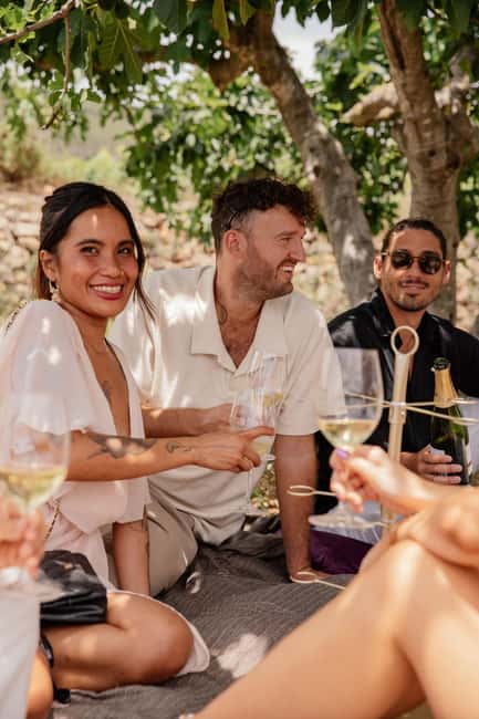 Tbilisi: Private Horseback Riding and Wine Picnic Experience - Key Points