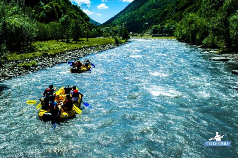 Tbilisi: Rafting on the Aragvi and Ananuri Castle Day Trip - Ananuri Castle: A 17th-Century Fortress on the Zhinvali Reservoir