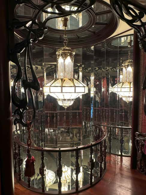 Tbilisi: Ritual Palace & Vintage Car Museum - The Optional Georgian Wine and Churchkhela Tasting