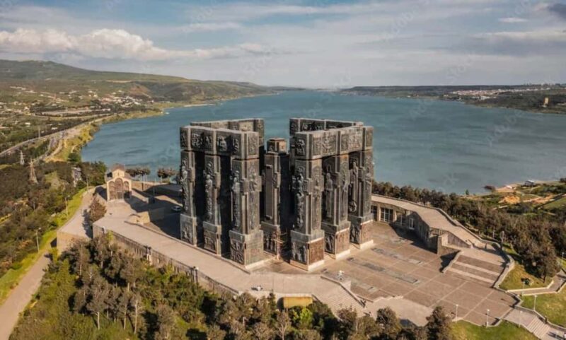 Tbilisi: Sabaduri Forest & Chronicles Tour With Wildlife - From the Old Town to the Monuments at the Chronicles of Georgia