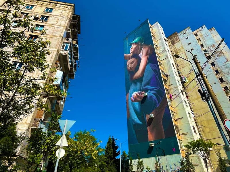 Tbilisi: Soviet Suburbs and Murals Exhibition Guided Tour - Key Points