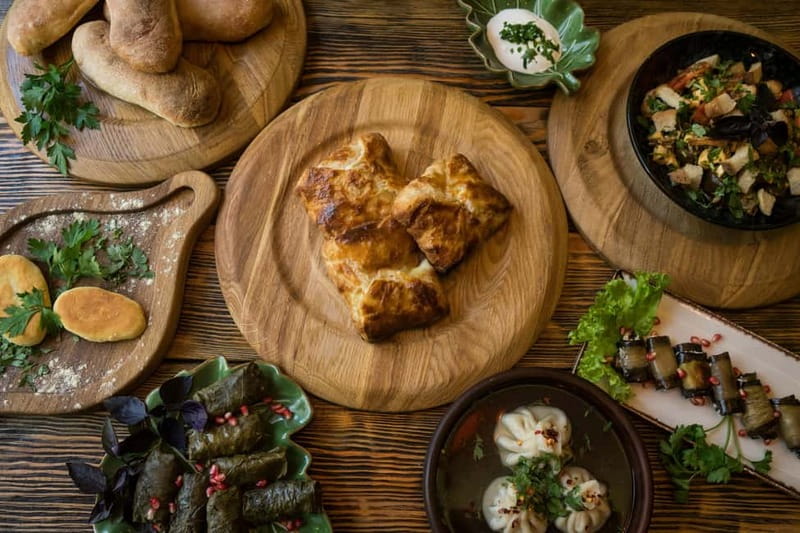 Tbilisi: Street Food & Sightseeing Tour with Local Markets - Suitable Audience and Final Tips