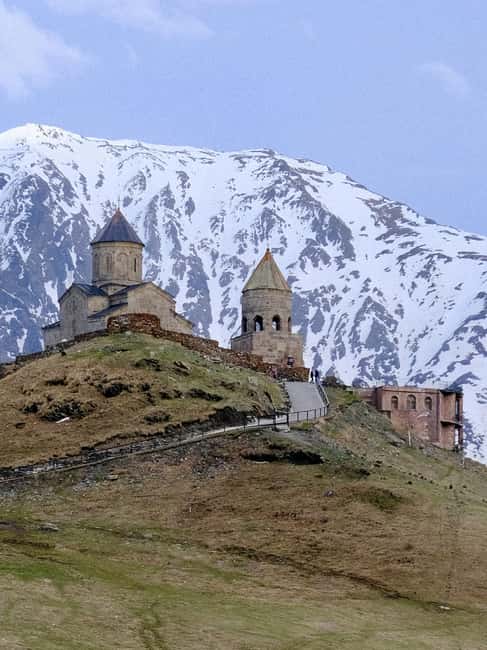 Tbilisi: to Kazbegi, Gudauri, Gergeti, and Ananuri. Day Trip - Visiting Ananuri Fortress and Zhinvali Reservoir