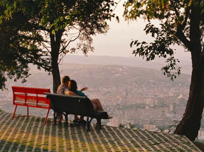 Tbilisi: Urban Hotspots Guided Tour w/ Cable Car & Funicular - Exploring Rustaveli Avenue and Its Cultural Landmarks