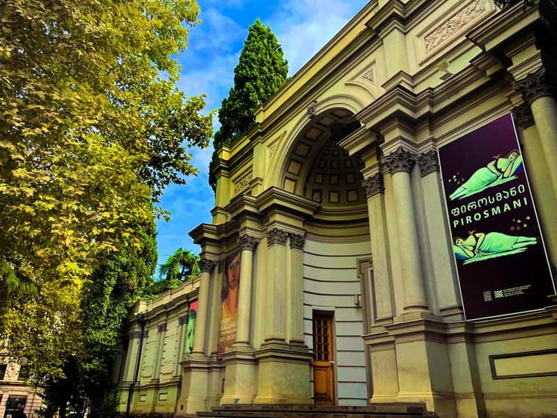 Tbilisi: Walking Tour of Main Highlights With Food & Wine - Visiting Freedom Square and Key Avenues