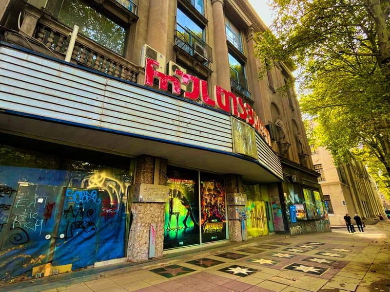 Tbilisi: Walking Tour of Main Highlights With Food & Wine - Exploring the Metekhi District and Architecture