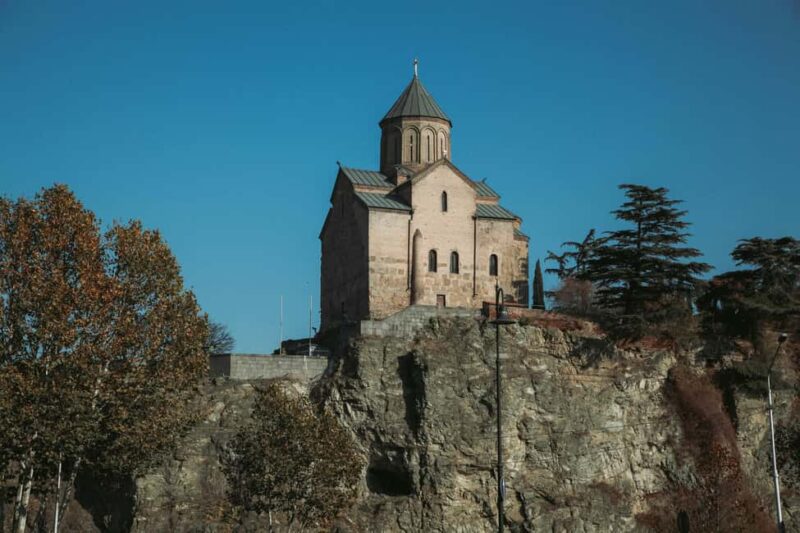 Tbilisi: Walking Tour with an Expert Spanish Guide and a Cable Car Ride - Starting at Metekhi Church of the Nativity of the Mother of God