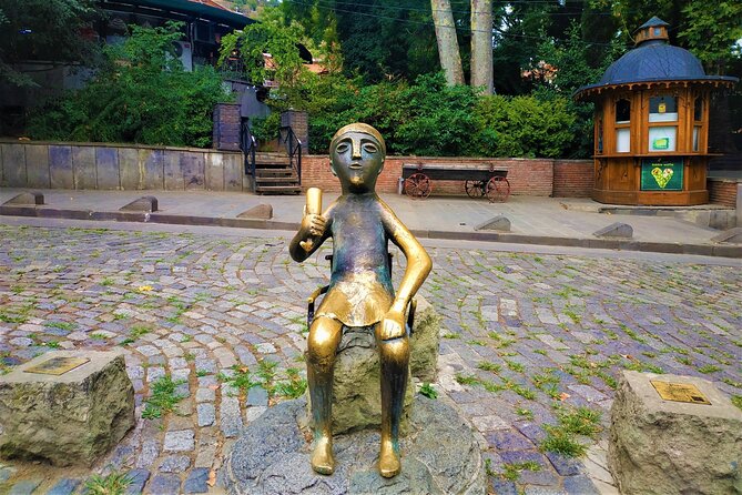 Tbilisi Walking Tour with Cable Car, Wine Tasting & Bread Bite - Key Points