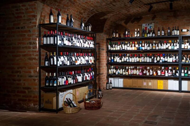 Tbilisi: Wine Tasting with Georgian Snacks and Sommelier - Exploring the Qvevri Tradition and Heritage