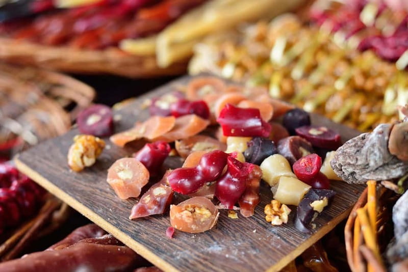 Tbilisi:Where Locals Eat, Food & Wine Guided Tour (All-incl) - Food Flavors and Considerations