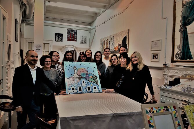 Teambuilding Barcelona: Create the logo of your company in mosaic - Highly Praised Aspects: Creativity, Professionalism, and Fun