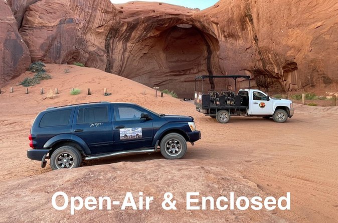 Tear Drop Arch Tour (3SNGT Tear Drop Arch) - The Role of Navajo Guides in This Tour