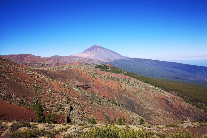 Teide National Park for smaller groups - Roques de Garcia: The Park’s Iconic Landmark