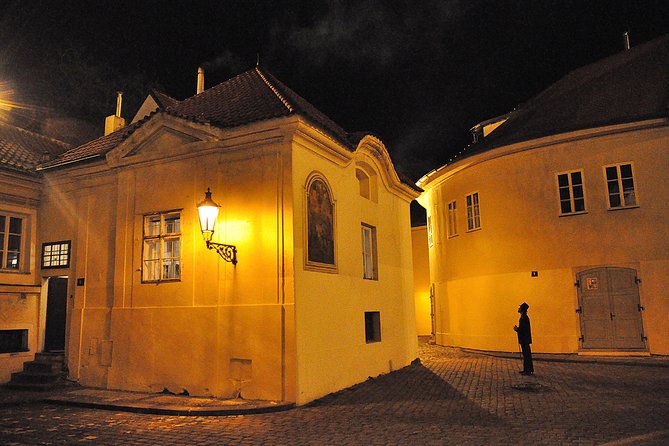 Telltale Ghost Tour - The Opulent Clam-Gallas Palace and Its Ghostly Legend