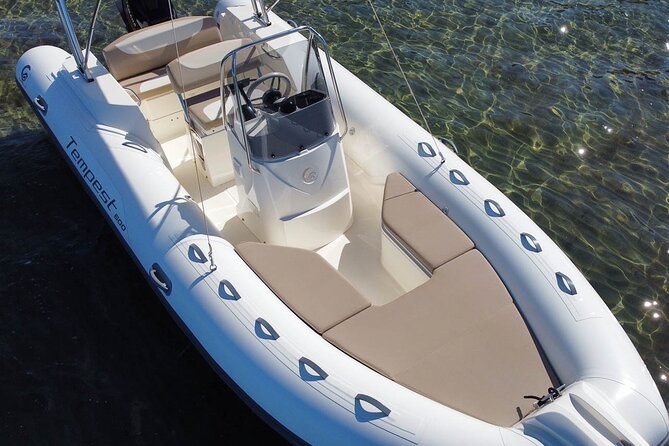 Tempest 600 Hair Rental in the Baunei Coast (max. 8 pax) - Key Points