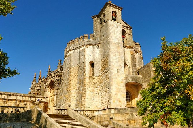 Templar River: Tomar and Almourol Private Tour - Scenic Drive to Constância and River Views