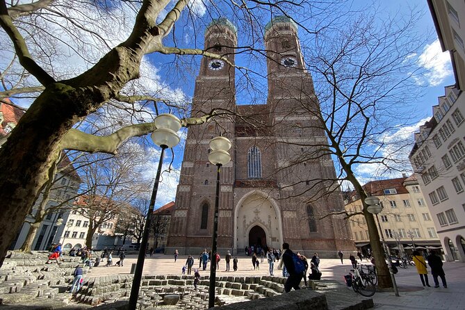 Ten Munich Old town Sights in a Private Express Walking Tour - The Heart of Munich: Marienplatz and the Angel Statues