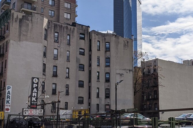 Tenement History and Immigrant Life in the Lower East Side - The Eldridge Street Synagogue: A Jewish Heritage Landmark