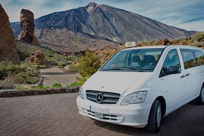 Tenerife Airport Transfer from South Airport (Reina Sofia) to North Area Hotels - Effortless Airport Transfer from Tenerife South to North Hotels