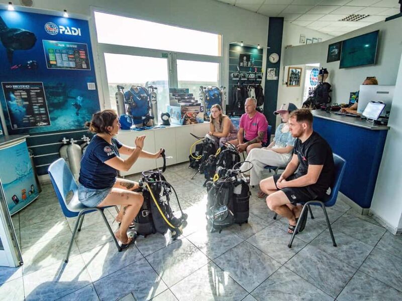 Tenerife: Beginner Scuba Dive Experience with Small Groups - The Dive Duration and What Makes It Special
