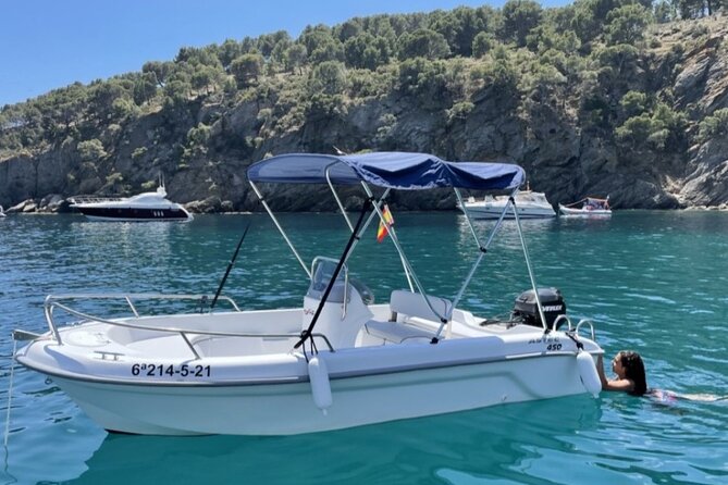 Tenerife Boat Rental in Costa Adeje - No Licence Needed: Simple and Safe Boat Rental
