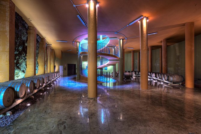 Tenerife Bodegas Monje Winery Tour with Wine and Cheese Tasting - Guides and Their Knowledgeability