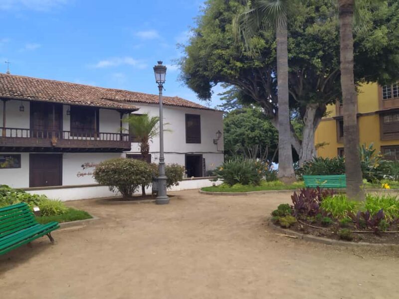 Tenerife: Candelaria Walking Tour with Basilica Visit - Visiting the Church of Santa Ana with Canarian Art