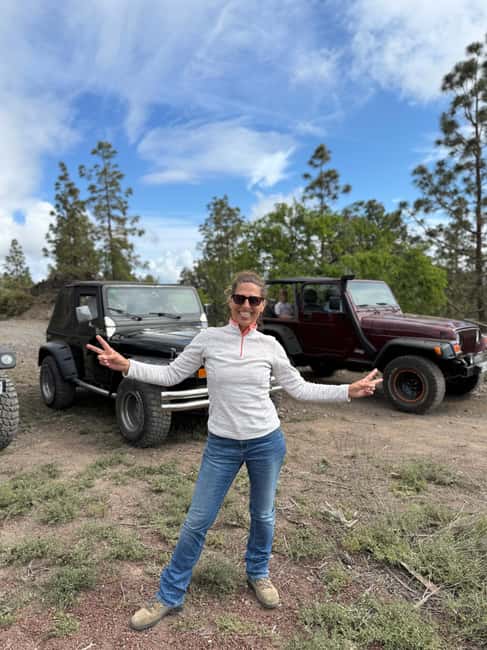 Tenerife: Coastal tour in a Jeep Wrangler to Los Gigantes and the South Coast - The Role of the Local Guide in a Separate Vehicle