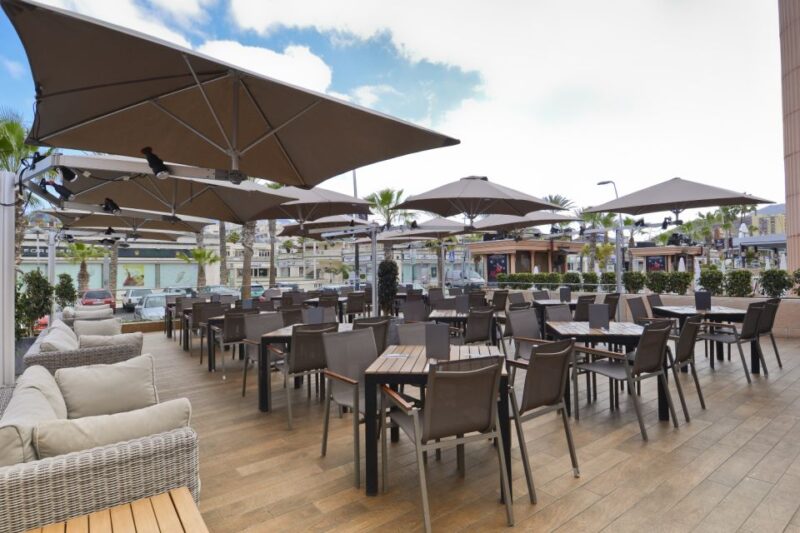 Tenerife: Hard Rock Cafe Set Menu Lunch or Dinner & Drink - The Menu Highlights and Dish Choices