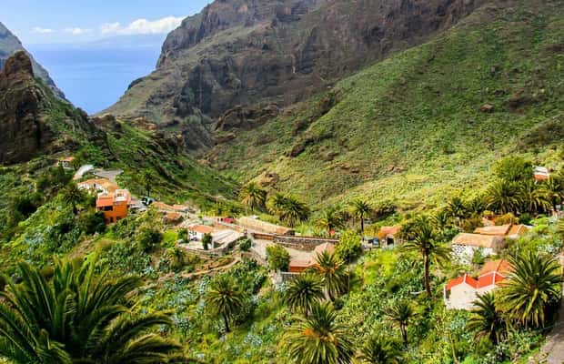 Tenerife: Hiking through Teno and the hamlet of Masca - Viewing the Teno Massif from an Exclusive Vantage Point