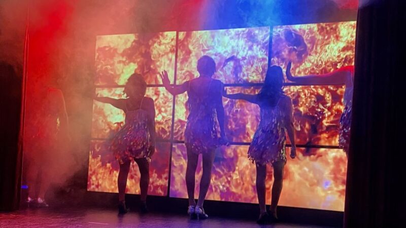 Tenerife: MHT Comedy Drag Dinner Show - Who Will Enjoy the MHT Comedy Drag Dinner Show?