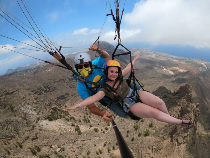 Tenerife: Paragliding with National Champion Paraglider - Meet the Expert Guides and Pilots