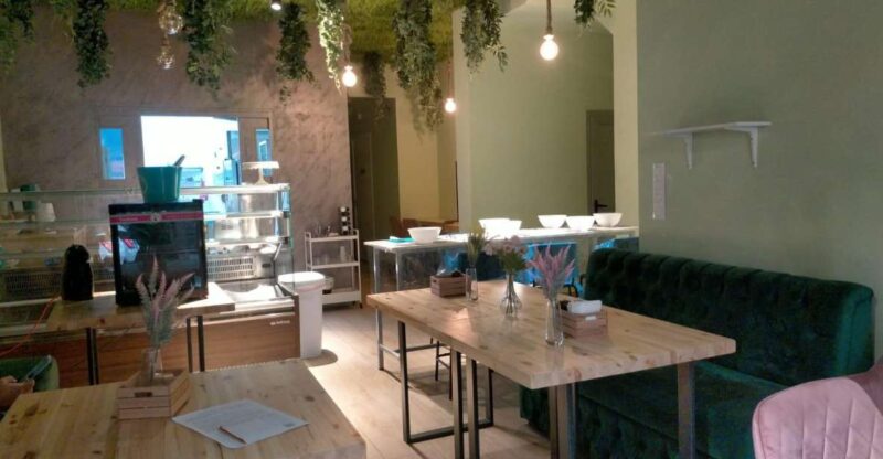 Tenerife: Preparation and Tasting of Potatoes with Mojo - The Atmosphere and Group Size
