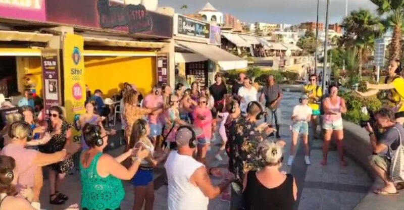Tenerife: Silent Disco Walking Tour "Mustang Sally's" - Who Should Consider This Tour?