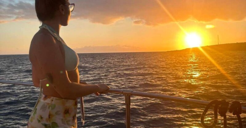 Tenerife: Sunset Catamaran Tour with Transfer, Buff & Drinks - Marine Life Spotting: Whales and Dolphins in Tenerife Waters