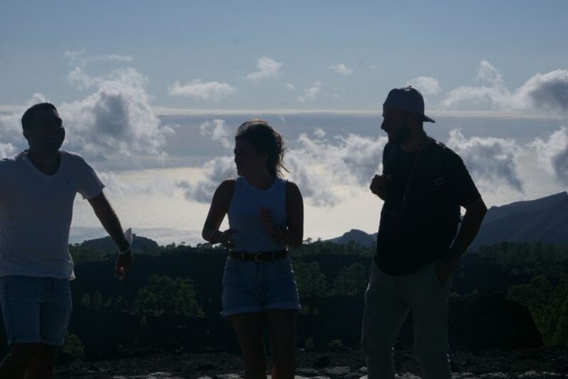 Tenerife: Sunset Teide National Park & Photos - Exploring Teide National Park: Scenic Stops and Guided Walks