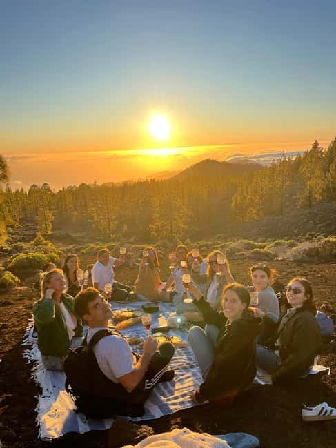 Tenerife: Teide Sunset Adventure with Picnic & Stargazing - Transition to Stargazing and Constellation Learning