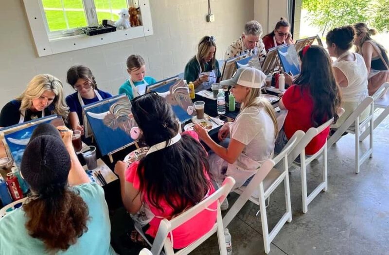 Tennessee: Highland Cow Painting Class - Discover Your Artistic Side in Tennessees Highland Cow Painting Class