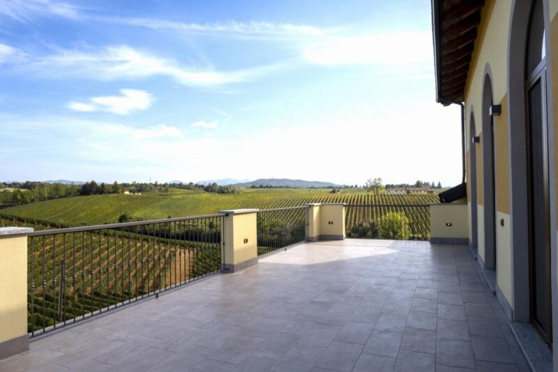 Tenuta San Lorenzo: wine tasting and winery tour - The Scenic View from the Vineyard Terrace