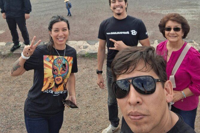 Teotihuacan at dawn, no tourist traps. - Key Points